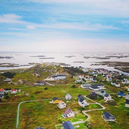 Holiday home Grandma Style And Beautiful Nature In Sula (Trondelag)